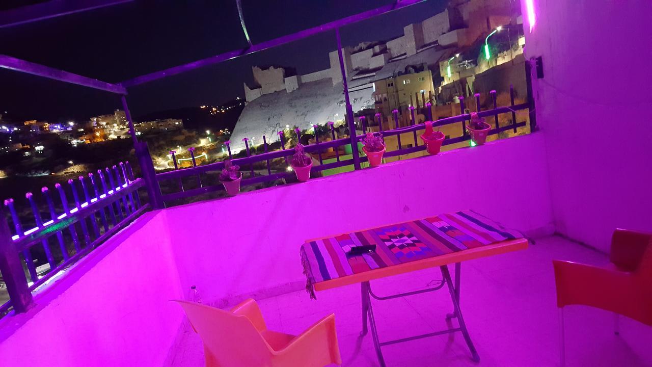 Karak House Hotel Bagian luar foto